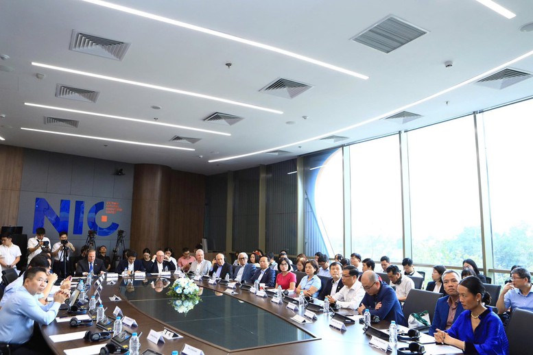 Foro Vietnam-Estados Unidos sobre innovación: energía avanzada para el desarrollo tecnológico